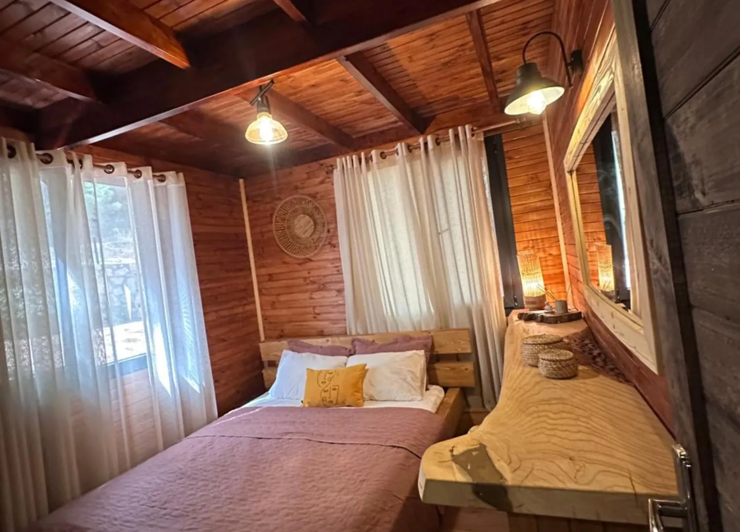 Panurlawoodenhouse Oezel Havuz& Sauna Mavi Chaletu Urla